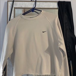 Cream Nike sweatshirt